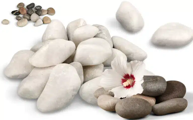 What To Put On Top Of Soil For Pebbles